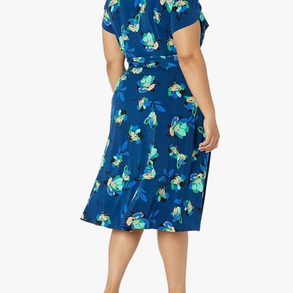 Donna Morgan Women's Plus Size Stretch Floral Cottage Spring Faux Wrap Dress 18W - Picture 16 of 16